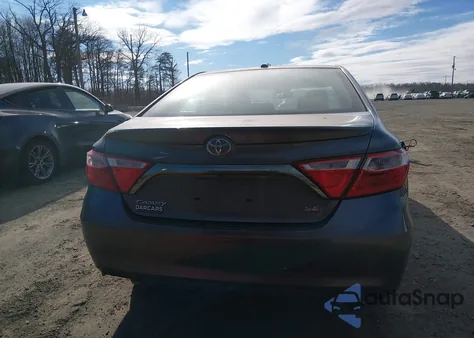 2016 Toyota Camry Se z USA, uszkodzony, nr VIN 4T1BF1FK9GU171186
